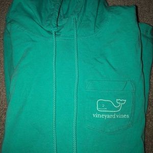 Vineyard vines green hoodie/ t-shirt